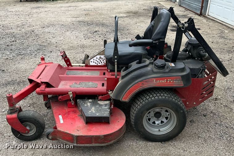 image for item LN9358 Land Pride ZT3  ZTR lawn mower