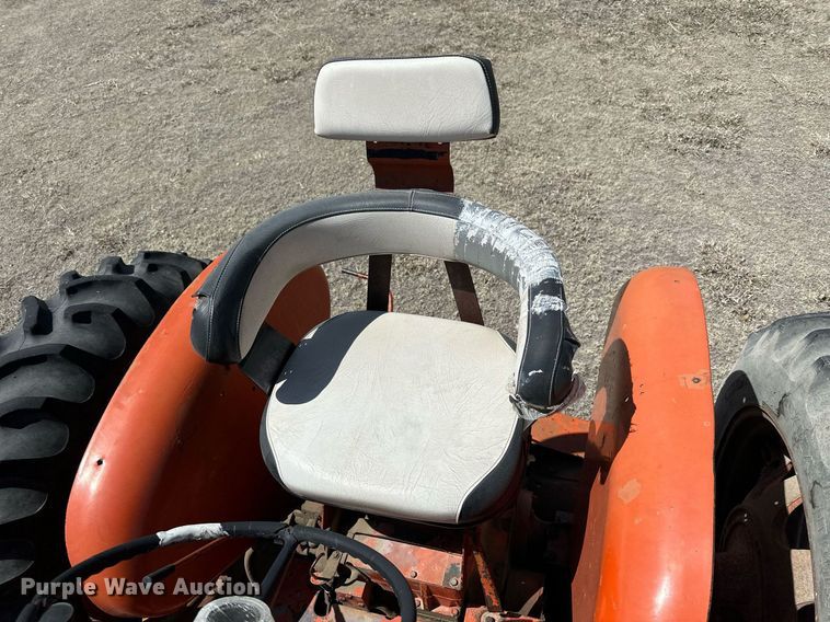 image for item LN9397 1970 International Farmall 544  tractor