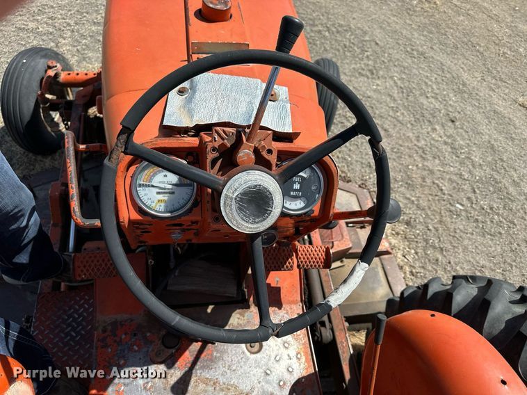image for item LN9397 1970 International Farmall 544  tractor