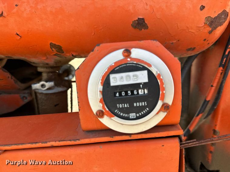 image for item LN9397 1970 International Farmall 544  tractor