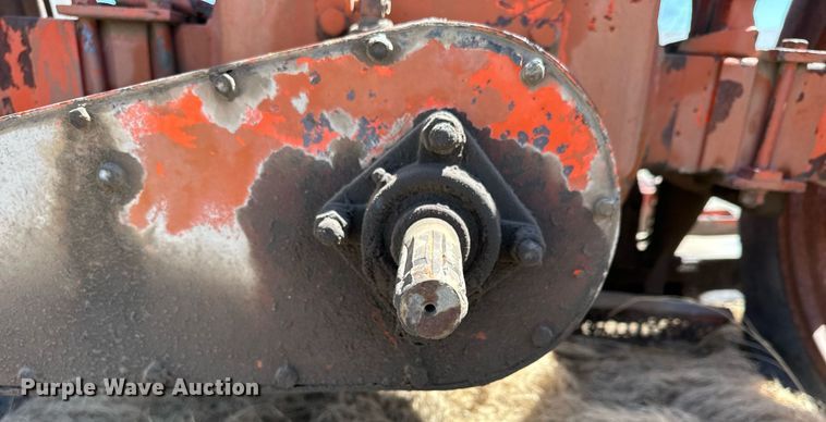 image for item LN9397 1970 International Farmall 544  tractor