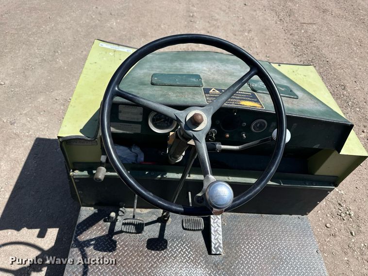 image for item LN9402 Cushman 898547-8110  utility vehicle