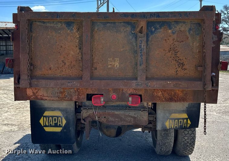 image for item LR9600 1987 Chevrolet C6M  dump truck