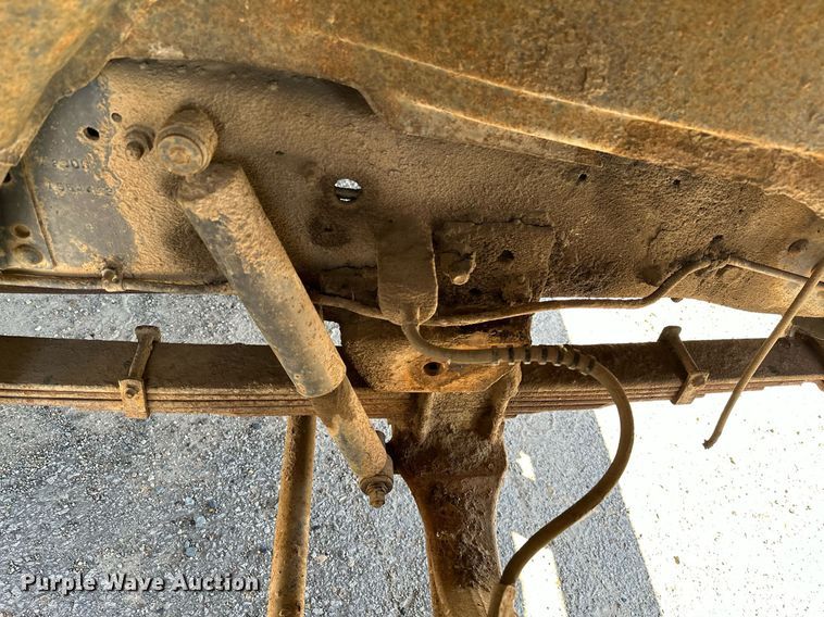 image for item LR9600 1987 Chevrolet C6M  dump truck