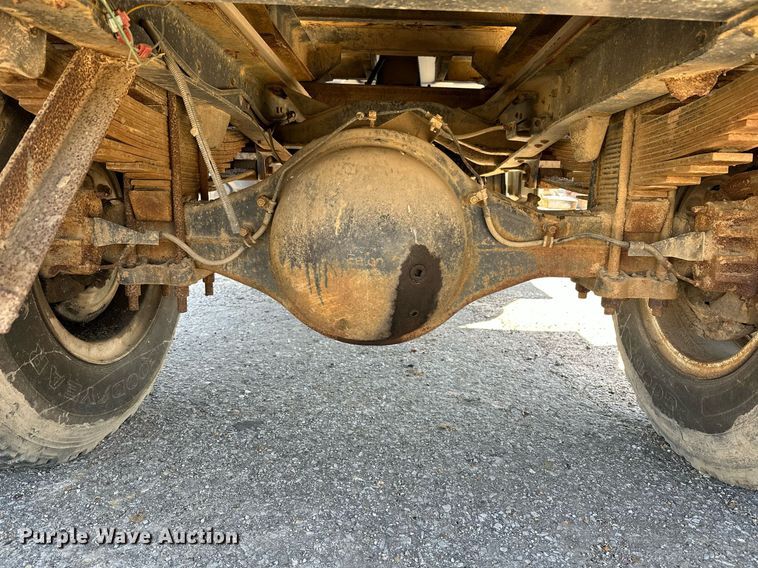 image for item LR9600 1987 Chevrolet C6M  dump truck