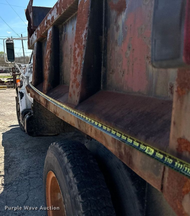 image for item LR9600 1987 Chevrolet C6M  dump truck