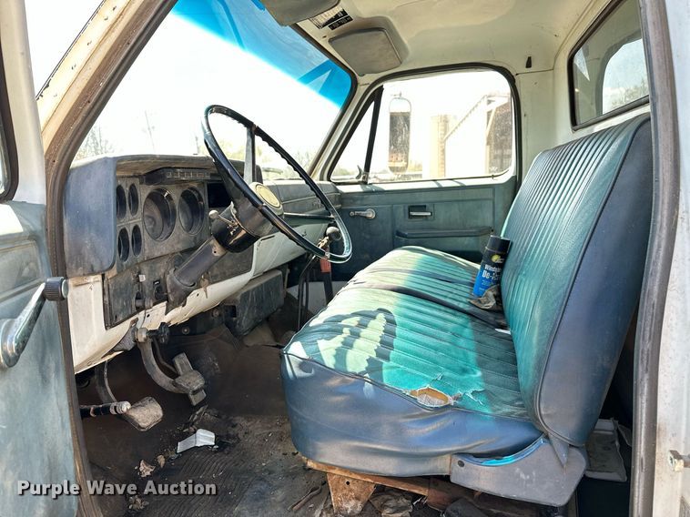 image for item LR9600 1987 Chevrolet C6M  dump truck