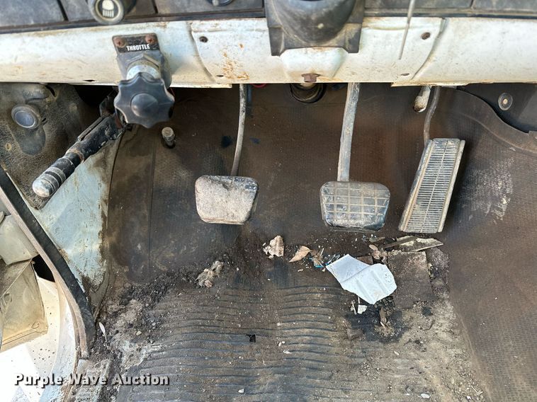 image for item LR9600 1987 Chevrolet C6M  dump truck