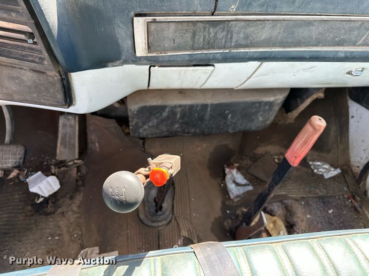 image for item LR9600 1987 Chevrolet C6M  dump truck