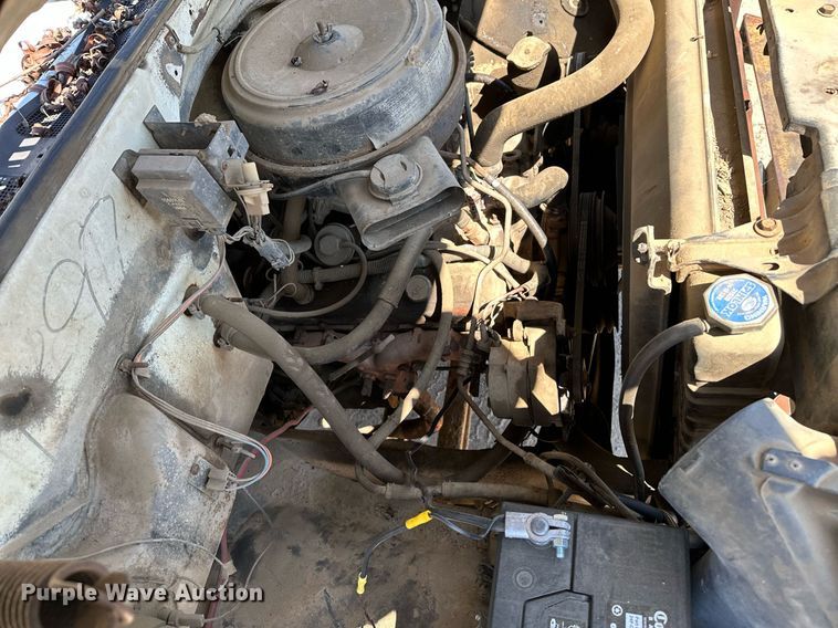 image for item LR9600 1987 Chevrolet C6M  dump truck