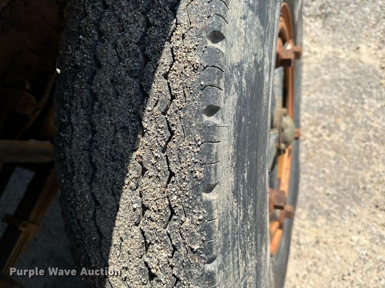 image for item LR9600 1987 Chevrolet C6M  dump truck