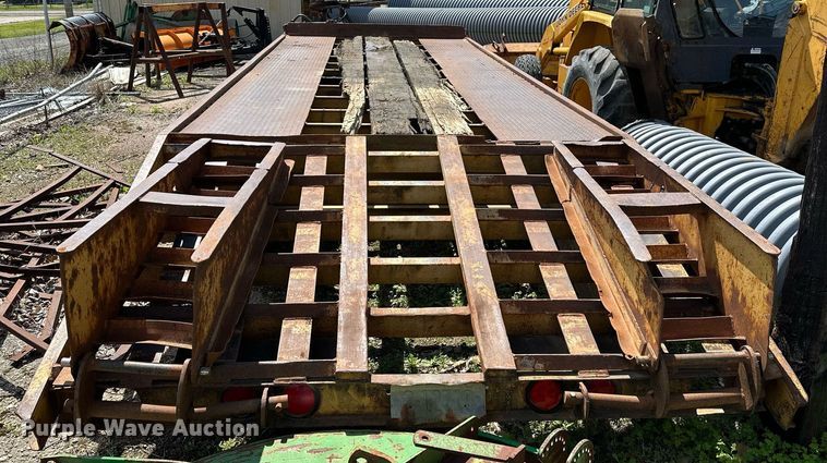 image for item LR9601 1990 Belshe  equipment trailer