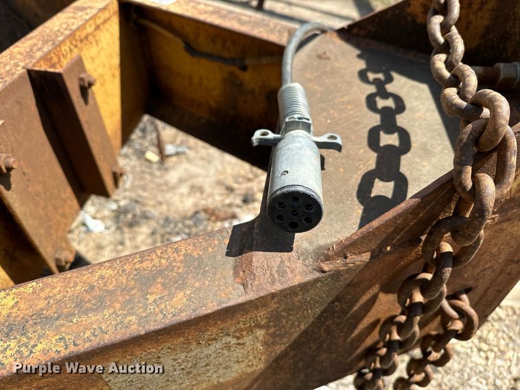 image for item LR9601 1990 Belshe  equipment trailer