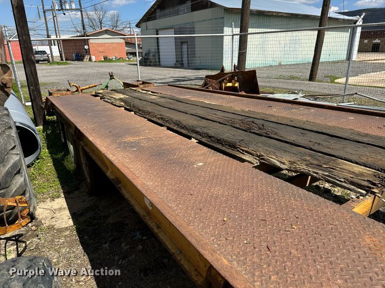 image for item LR9601 1990 Belshe  equipment trailer