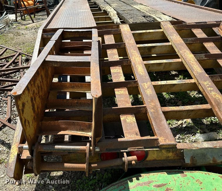 image for item LR9601 1990 Belshe  equipment trailer