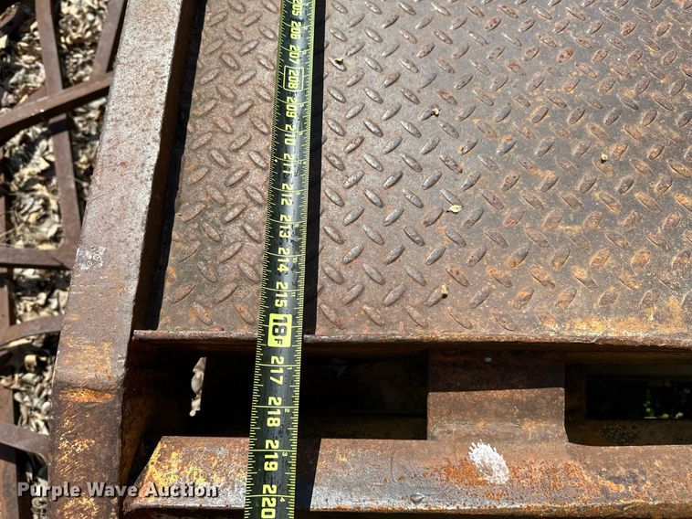 image for item LR9601 1990 Belshe  equipment trailer