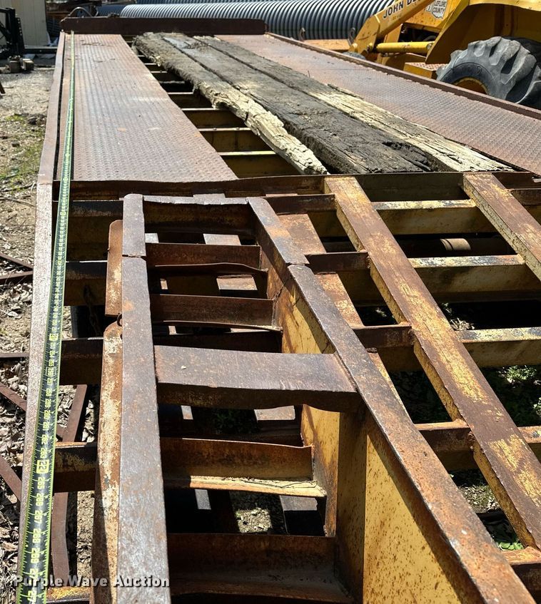 image for item LR9601 1990 Belshe  equipment trailer