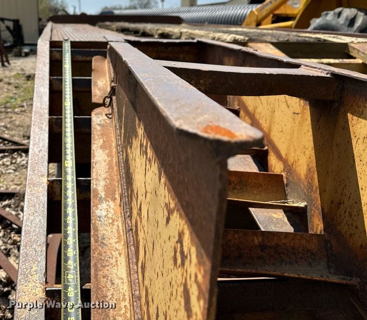 image for item LR9601 1990 Belshe  equipment trailer