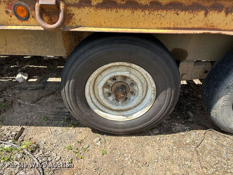 image for item LR9601 1990 Belshe  equipment trailer