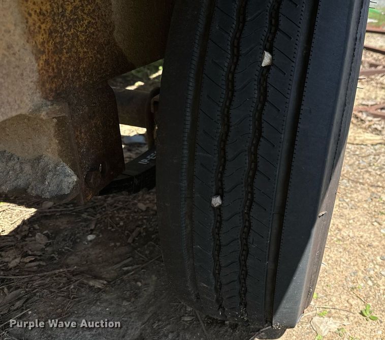 image for item LR9601 1990 Belshe  equipment trailer