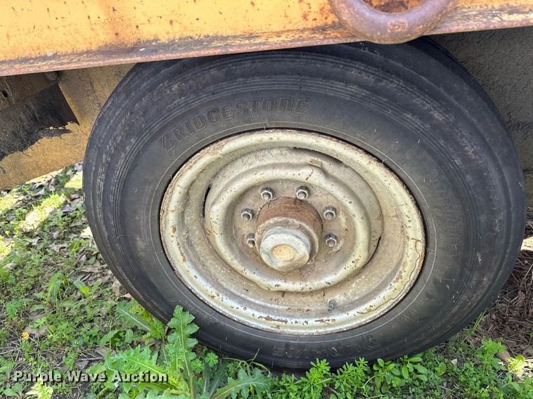 image for item LR9601 1990 Belshe  equipment trailer