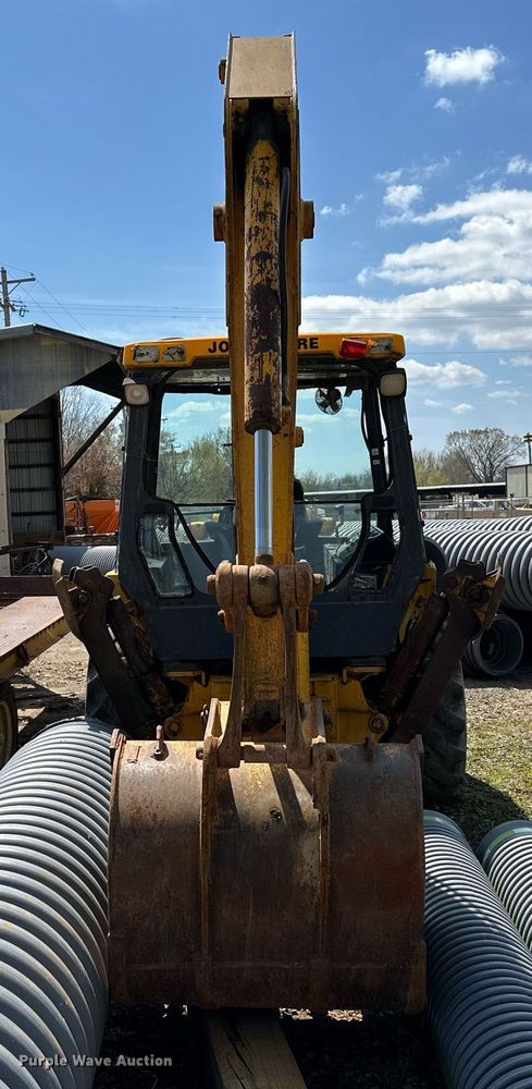 image for item LR9603 1990 John Deere 310C  backhoe