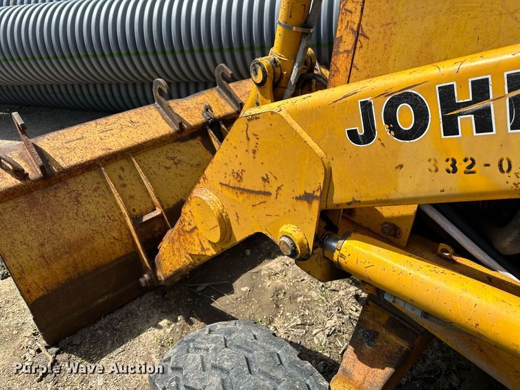 image for item LR9603 1990 John Deere 310C  backhoe