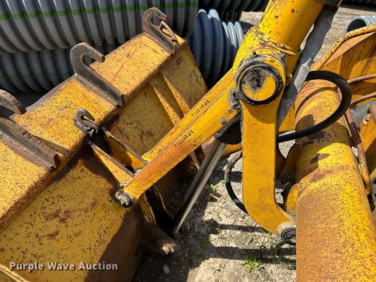 image for item LR9603 1990 John Deere 310C  backhoe