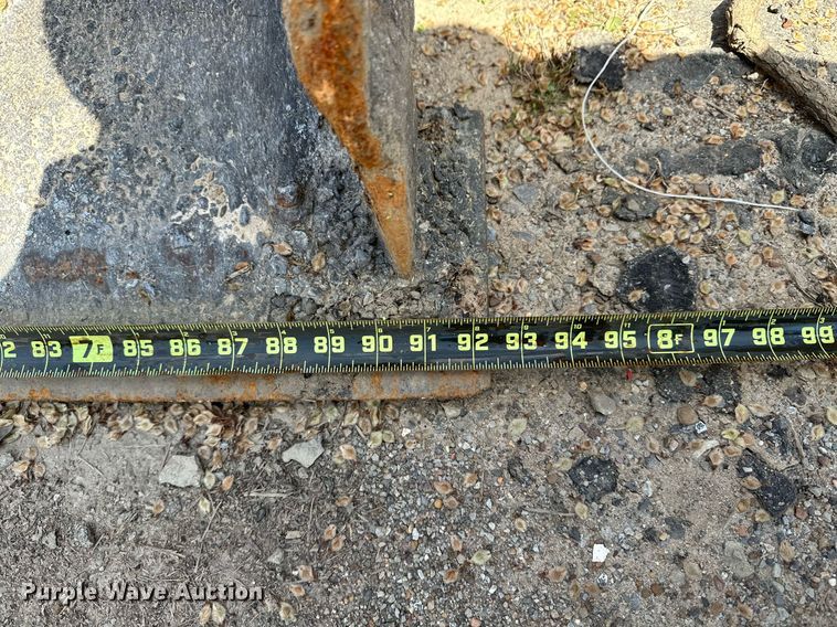 image for item LR9603 1990 John Deere 310C  backhoe