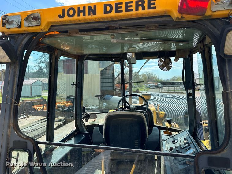 image for item LR9603 1990 John Deere 310C  backhoe