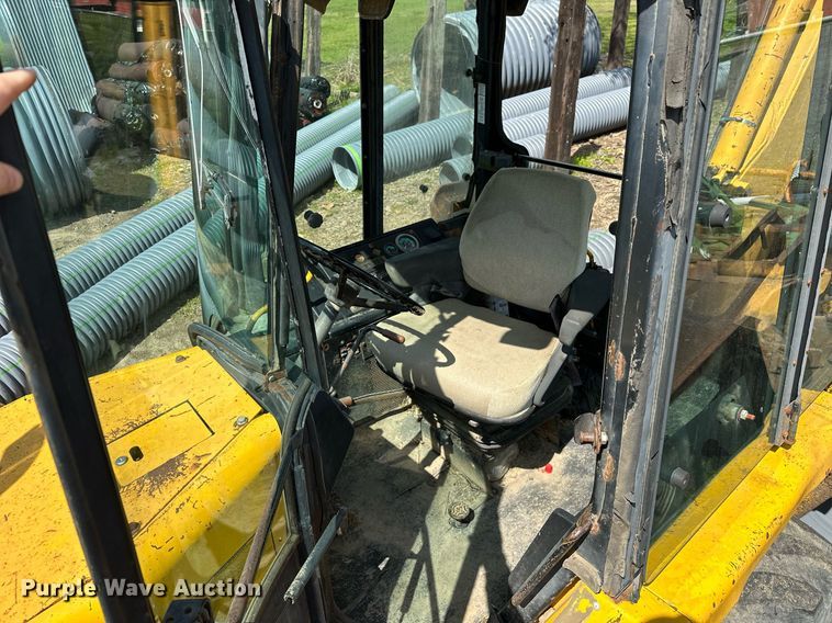 image for item LR9603 1990 John Deere 310C  backhoe