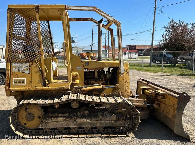 image for item LR9604 1988 Caterpillar D3B  dozer