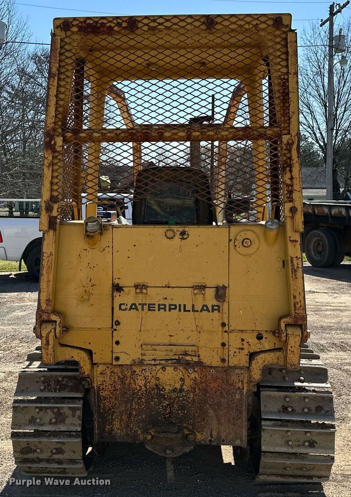 image for item LR9604 1988 Caterpillar D3B  dozer