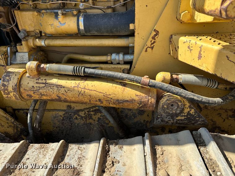 image for item LR9604 1988 Caterpillar D3B  dozer
