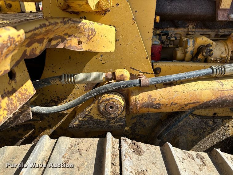 image for item LR9604 1988 Caterpillar D3B  dozer