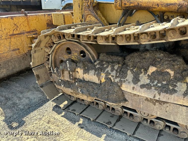 image for item LR9604 1988 Caterpillar D3B  dozer