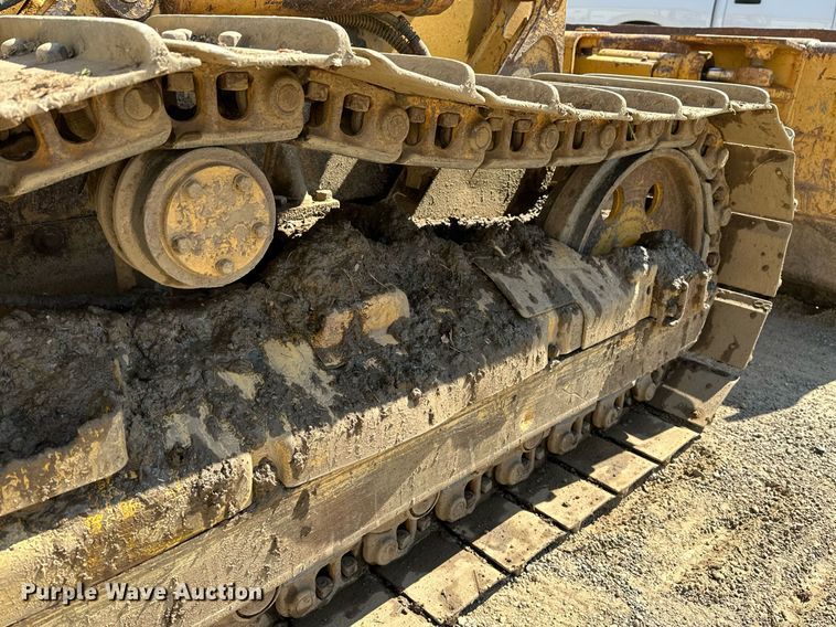 image for item LR9604 1988 Caterpillar D3B  dozer