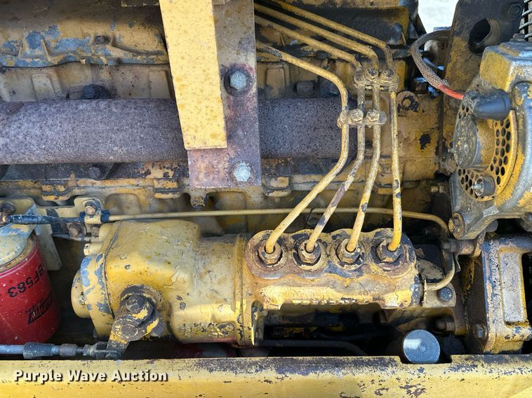 image for item LR9604 1988 Caterpillar D3B  dozer