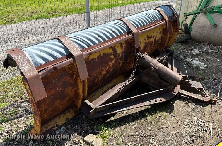 image for item LR9605 10' W snow plow