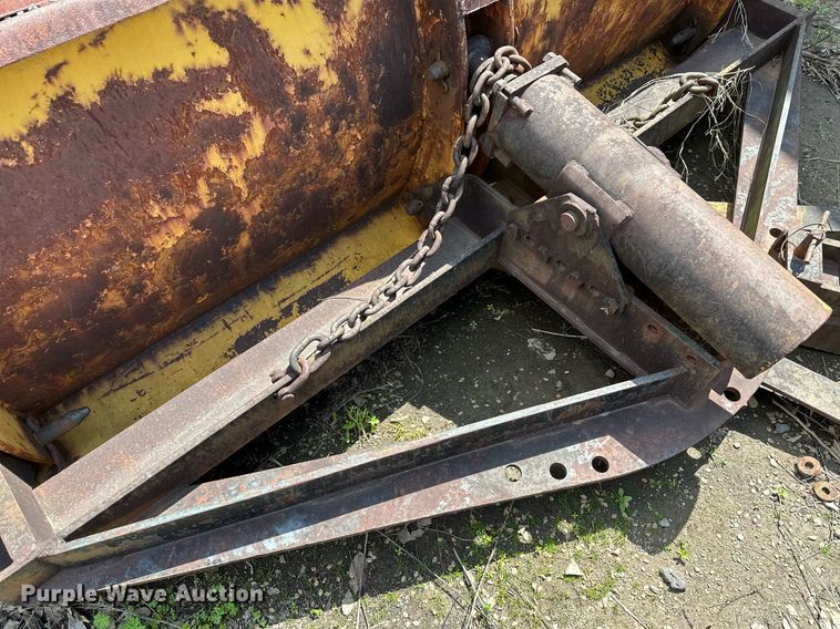 image for item LR9605 10' W snow plow