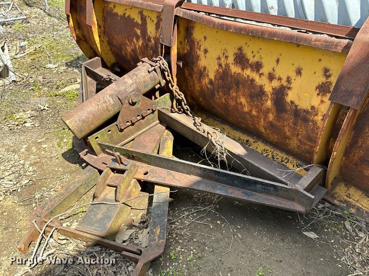 image for item LR9605 10' W snow plow