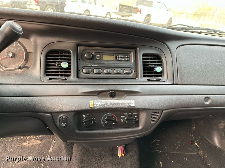 image for item LR9618 2008 Ford Crown Victoria Police Interceptor