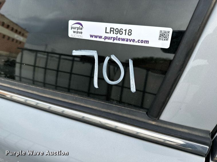 image for item LR9618 2008 Ford Crown Victoria Police Interceptor