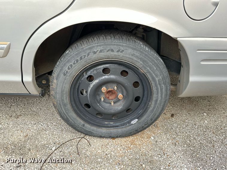 image for item LR9619 2011 Ford Crown Victoria Police Interceptor