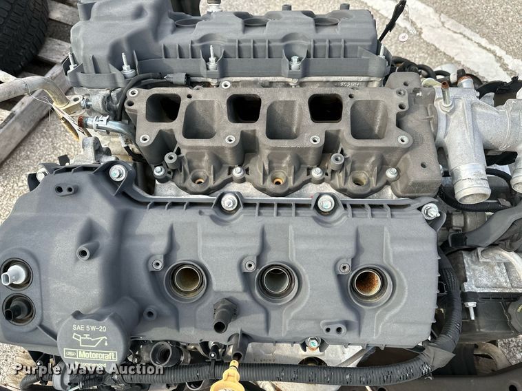 image for item LR9621 (5) engine blocks