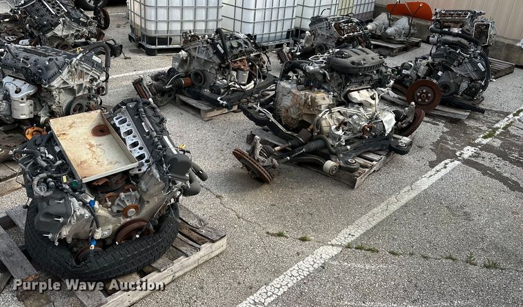 image for item LR9622 (4) engine blocks