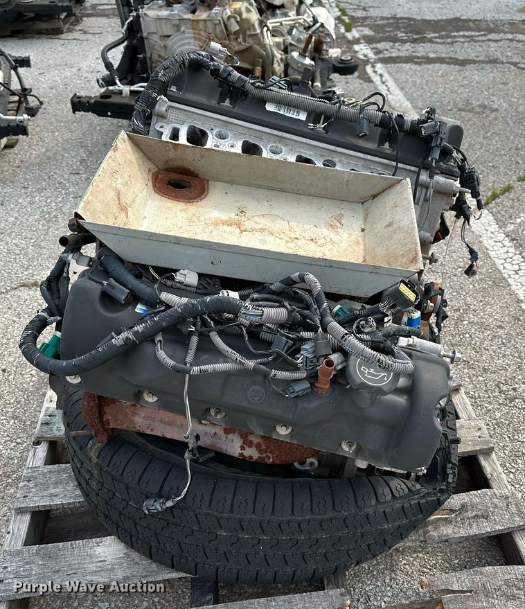 image for item LR9622 (4) engine blocks