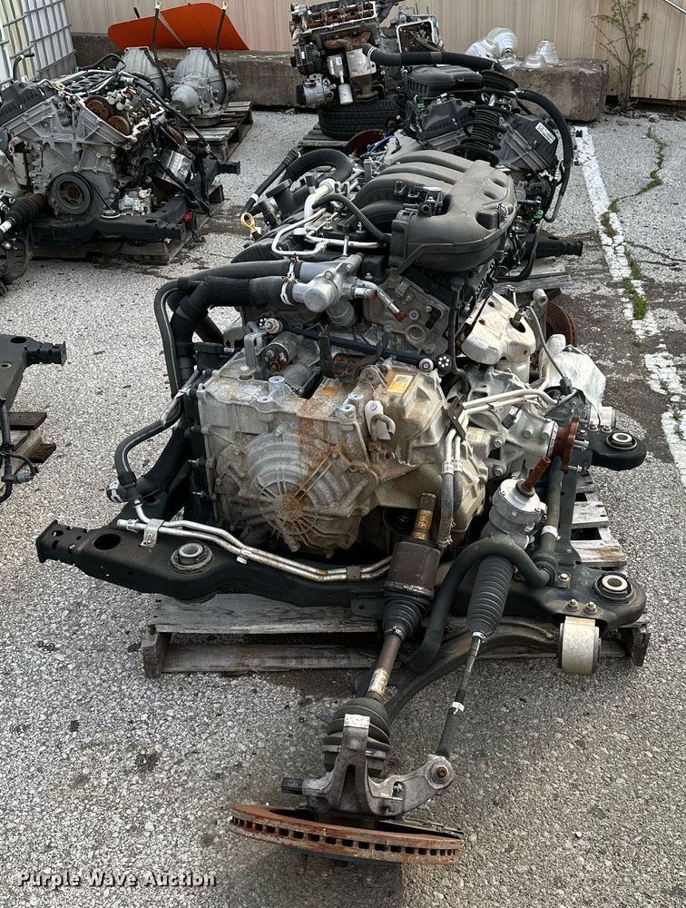 image for item LR9622 (4) engine blocks