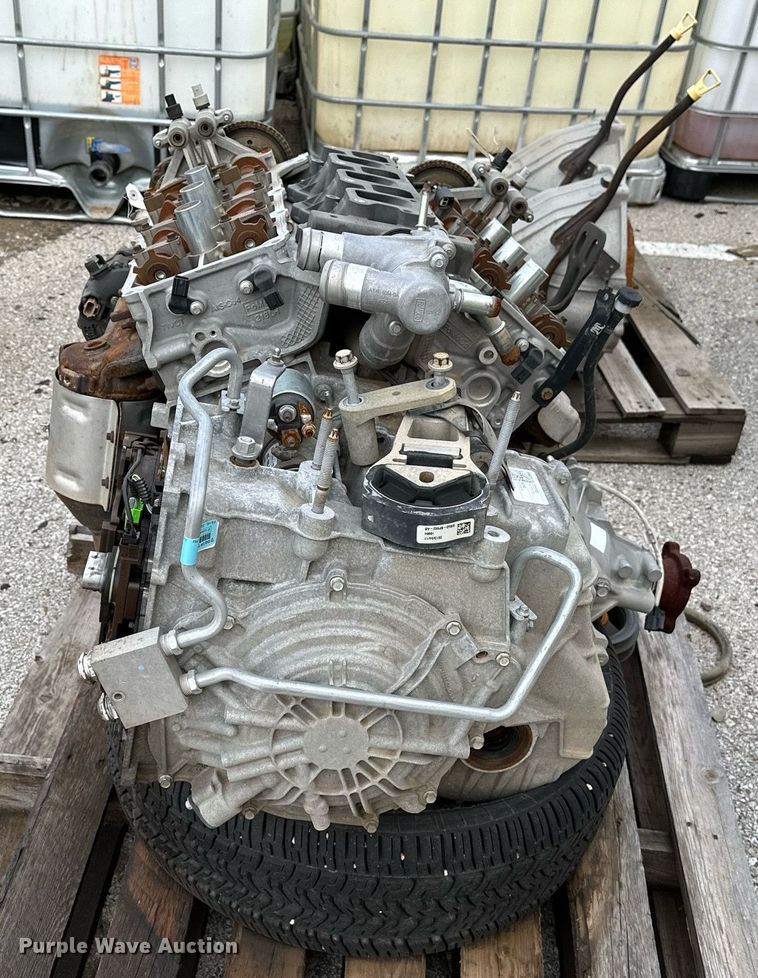 image for item LR9622 (4) engine blocks