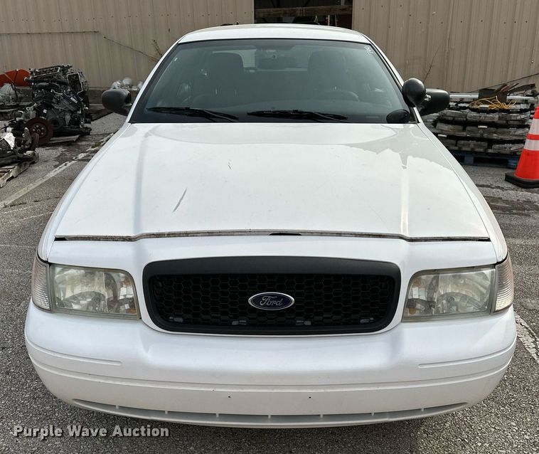 image for item LR9623 2011 Ford Crown Victoria Police Interceptor